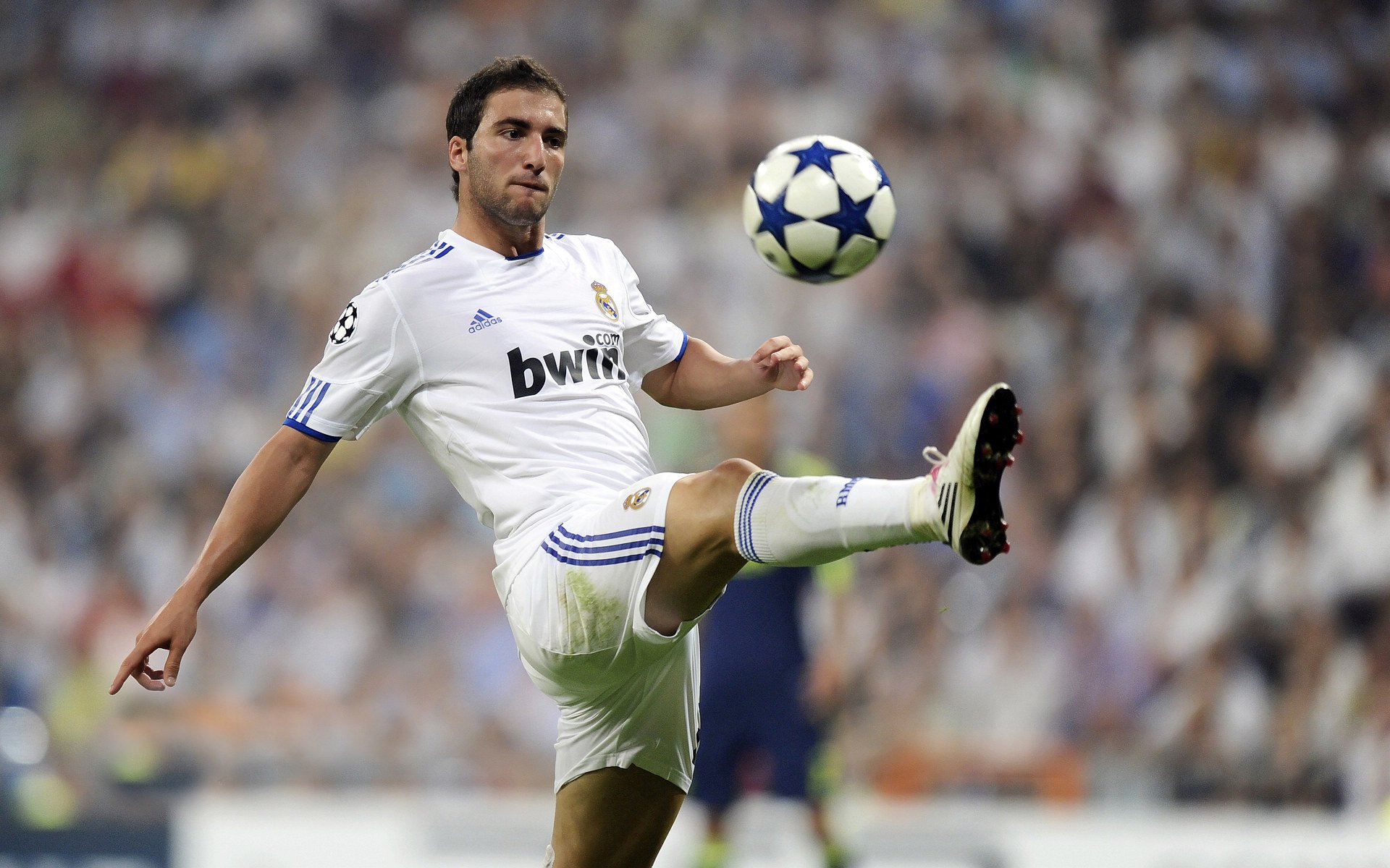 托特纳姆热刺取得三分，重返前四，托特纳姆 热刺